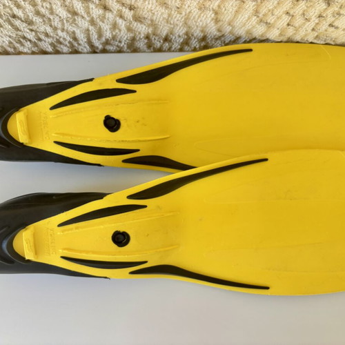 Emotion Francis swimming fins size 38/39 used, yellow