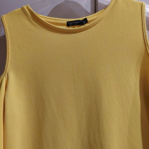 Bershka mini dress sleeveless with ruffles yellow like new