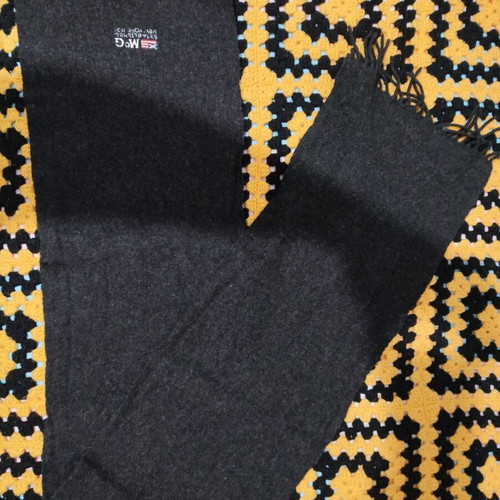 McGregor scarf like new