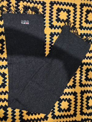 McGregor scarf like new
