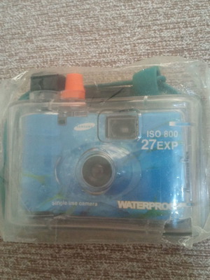 Samsung underwater single-use camera new