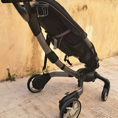 4moms Origami stroller new with charger and advanced features