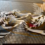  New balance shoes