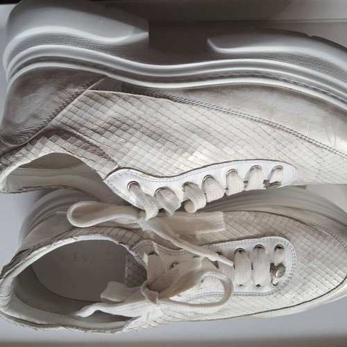 EVA MINGE sneakers like new, genuine leather with gold and silver shades, size 39-39.5