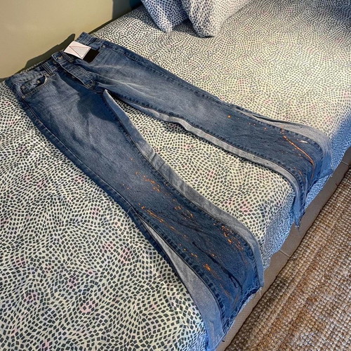 Blue Gallery Dept. Splattered Flared Jeans new, size 28 unisex