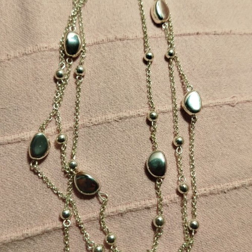 Faux Ralph Lauren Necklace like new, silver color