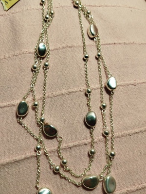 Faux Ralph Lauren Necklace like new, silver color