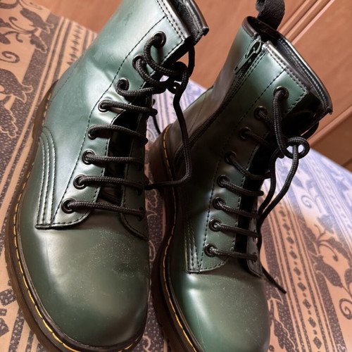 Green leather ankle boots like new, size 38
