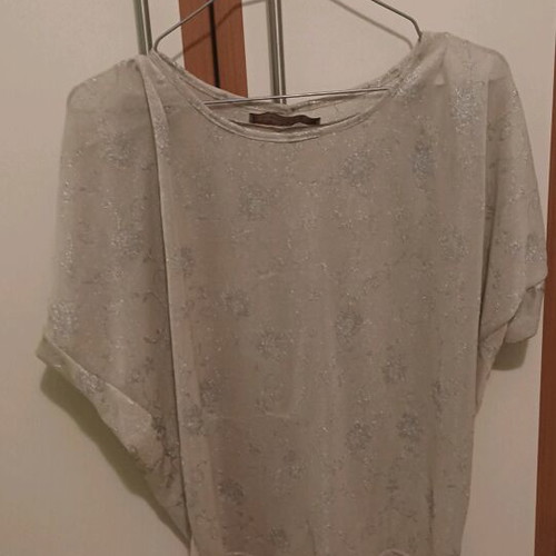 Addloft short-sleeve blouse beige like new with silver thread