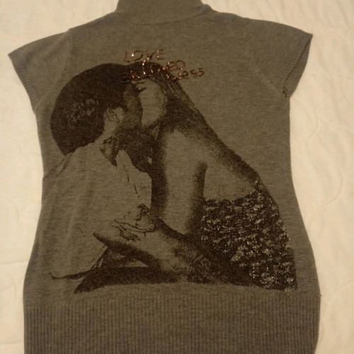 Guess sleeveless sweater gray like new, size XS-Small