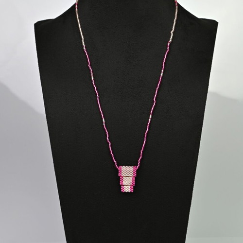 Necklace in fuchsia and gold color custom made