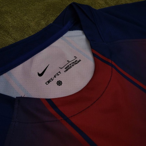 Barcelona Jersey size Large like new