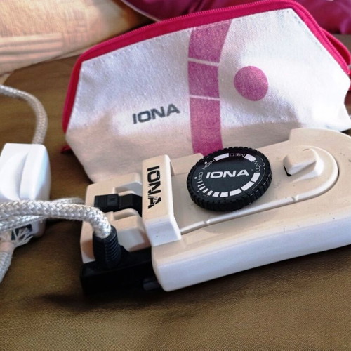 Iona vintage folding travel iron with original case and UK plug