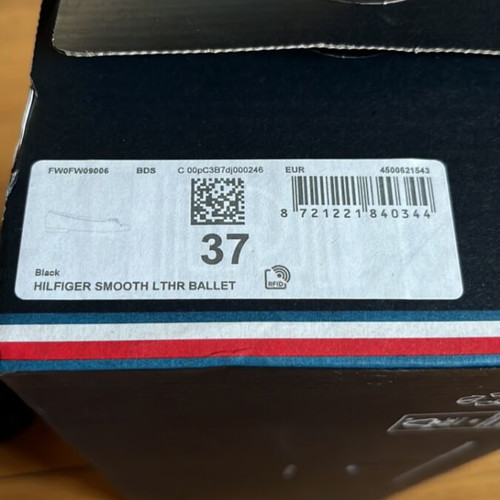 Tommy Hilfiger ballet flats new, size 37, black