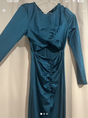 Blue dress like new, elastic fabric, worn once