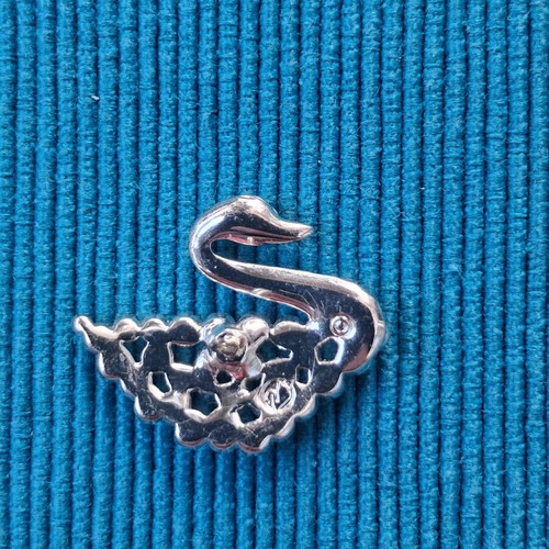Swarovski pin silver tone like new