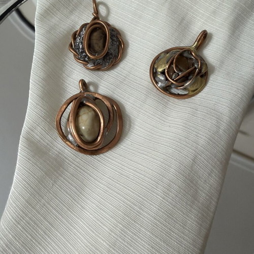 Handmade pendants with natural stones in copper frame, new set of 3