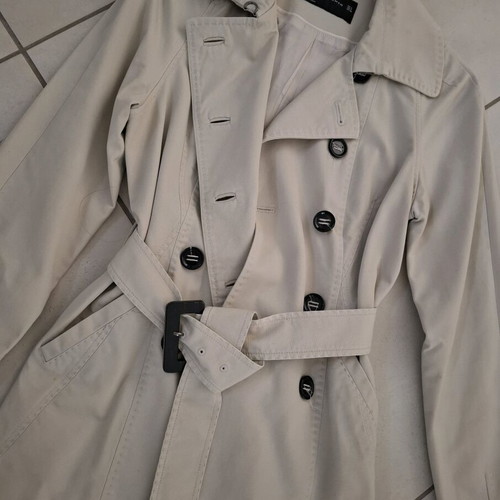 Zara woman trench coat used, size S, beige with belt