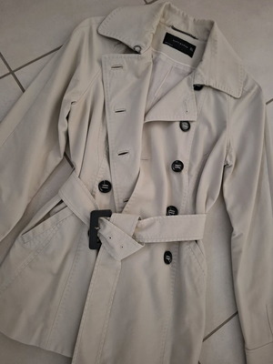 Zara woman trench coat used, size S, beige with belt