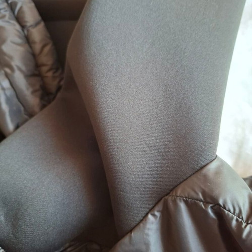 ZARA cropped puffer jacket like new, size M