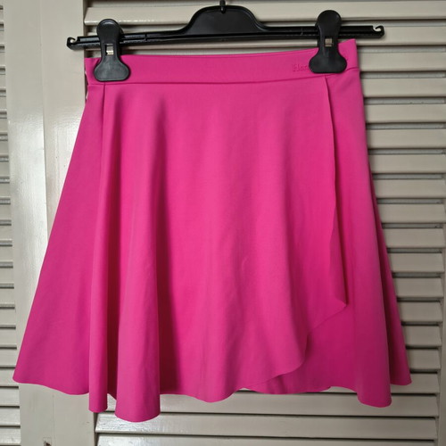 Skirt with Built-In Shorts Hermosa Beach Zara used, pink, age 13-14