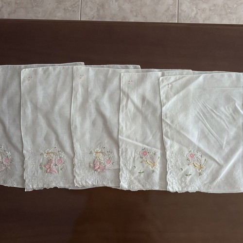 Set of 5 white square napkins with pink butterfly embroidery, new