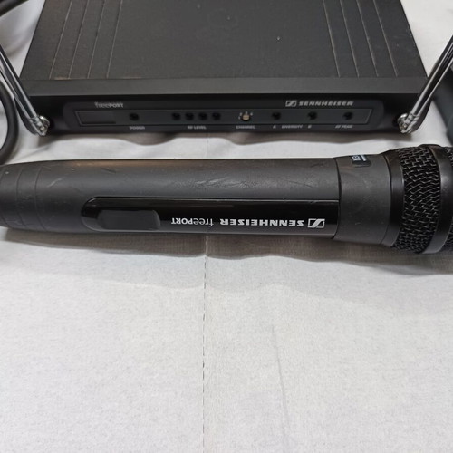 Sennheiser Freeport wireless microphone used