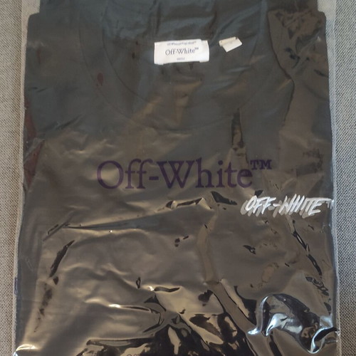 Off White black t-shirt, size Large