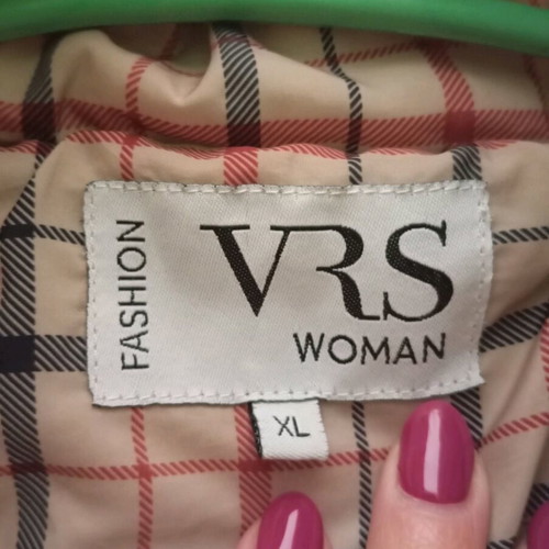 VRS Woman coat XL like new, beige with red and blue lines