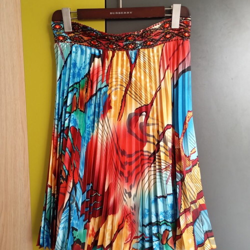 Vintage pleated skirt with embroidered beads size L used, colorful