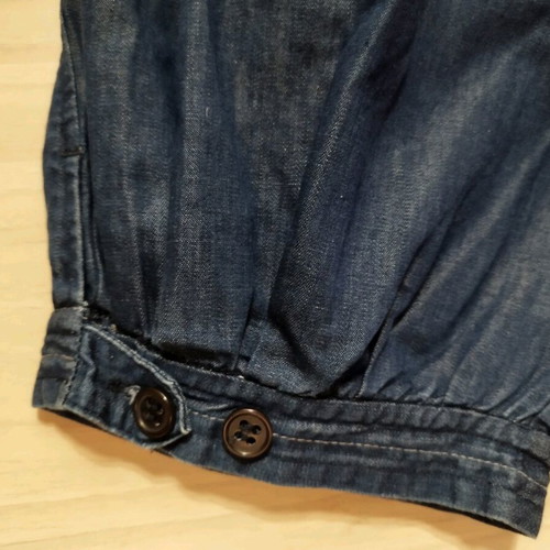 Freesoul denim bermuda shorts like new with belt and pleats