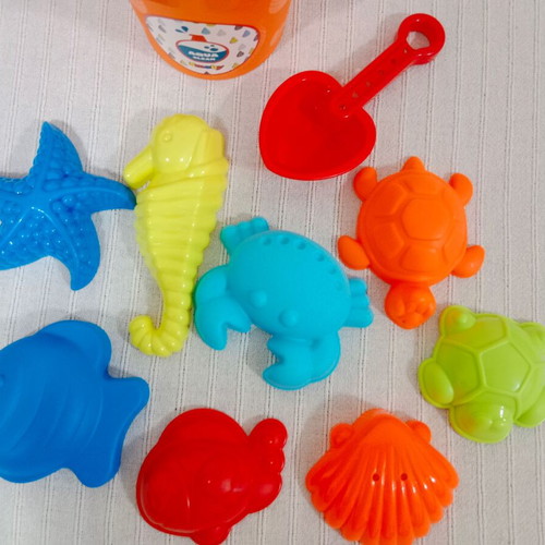 Beach toys like new, pack