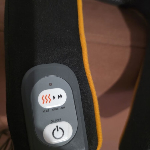 Massage pillow for neck like new