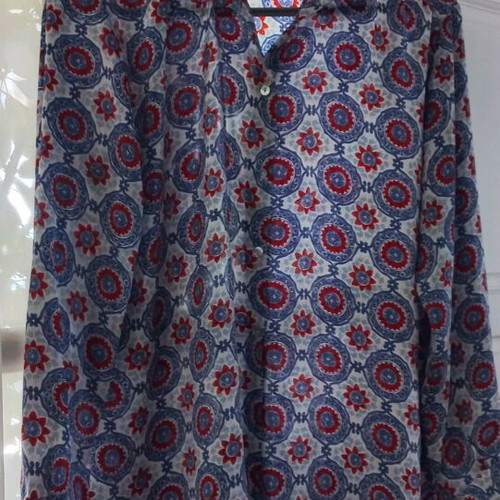 Satin shirt Zara like new with multicolor pattern