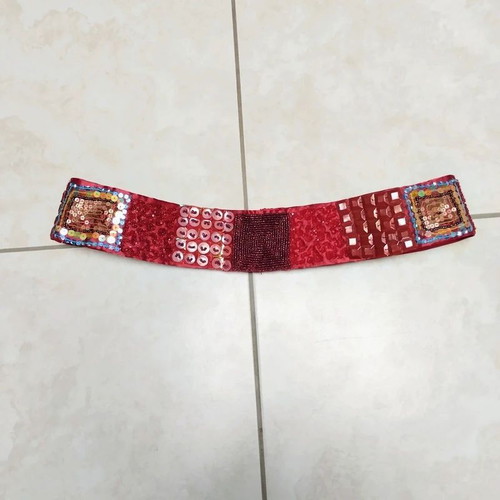 Embroidered handmade belt in burgundy red, adjustable with scratch