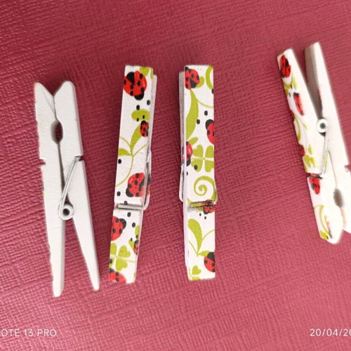 4 Painted Wooden Clothespins