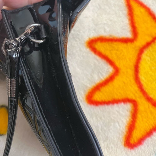 Small black patent leather crossbody bag like new