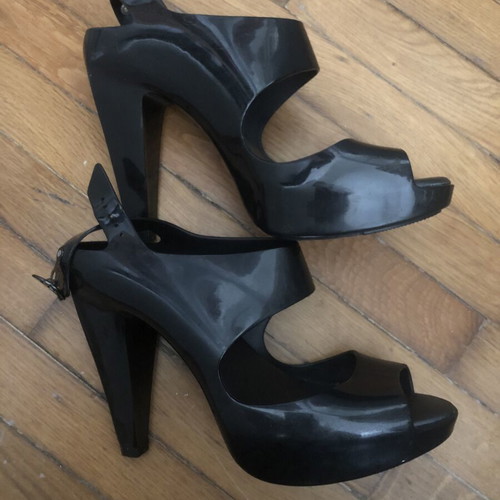 Melissa black sandals size 40 like new