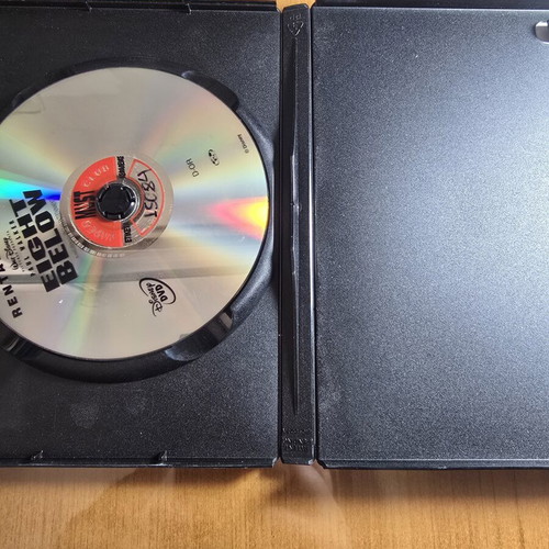 Antarctica: Eight Below Disney DVD used with Greek subtitles