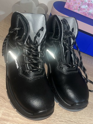 Exena Safety Boots size 37 like new, black, antistatic, oil resistant
