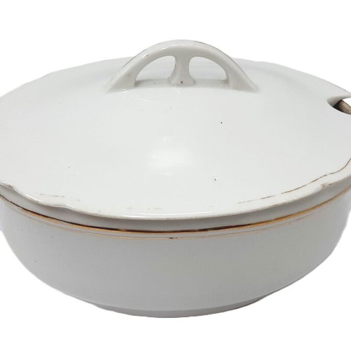 Vintage Schlaggenwald porcelain soup tureen, like new, white and gold