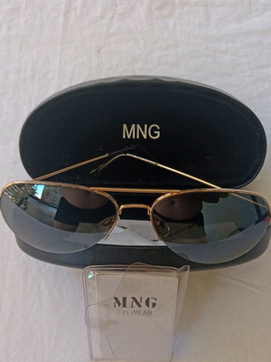 γυαλιά ηλίου mng