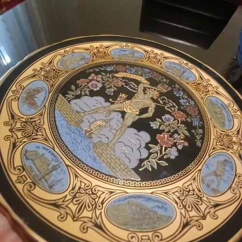 Ceramic Roditic Handmade Plate with 24k Gold, 25 cm, Like New