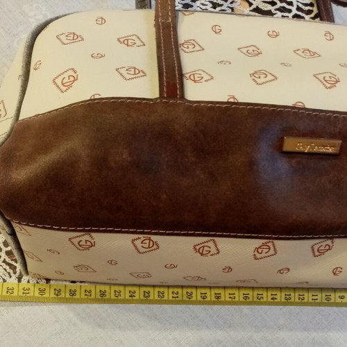 Guy Laroche shoulder bag used, beige and brown