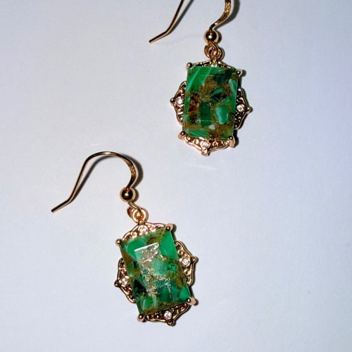 Vintage Slevori 925 gold-plated earrings with green stones like new