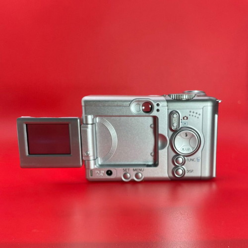 Canon PowerShot A80 digital camera used