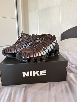 Nike Shox TL sneakers size 42 like new