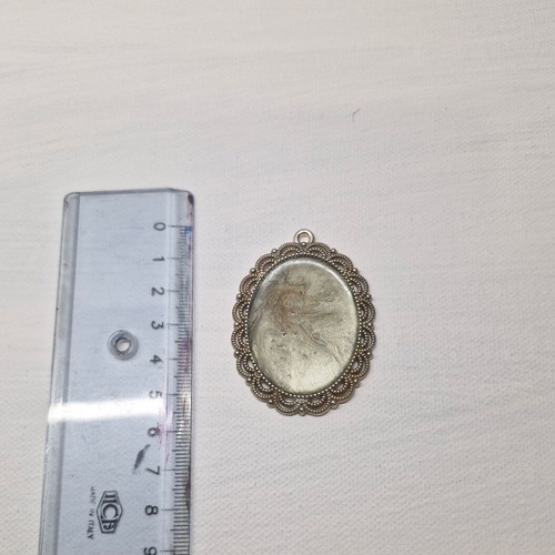 Vintage oval metal pendant new, gray silver