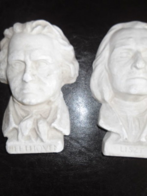 Προτομές Μπετόβεν και Λιστ από γύψο σαν καινούργιες, σετ 2 τεμαχίων