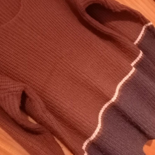 Attrattivo knitted sweater like new, burgundy and blue, size Large
